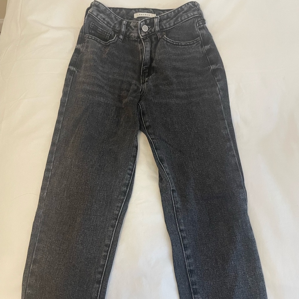 Pacsun mom jeans!